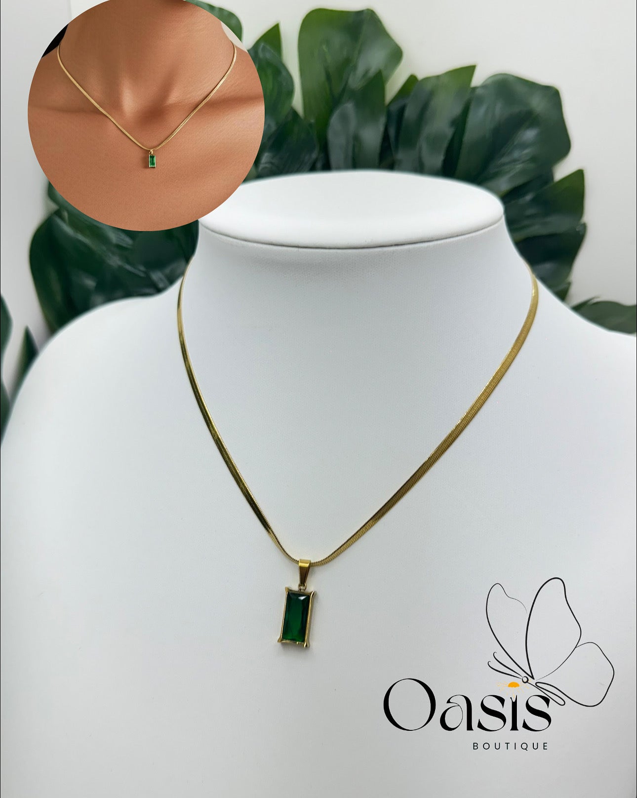 Verelis Pendant Necklace