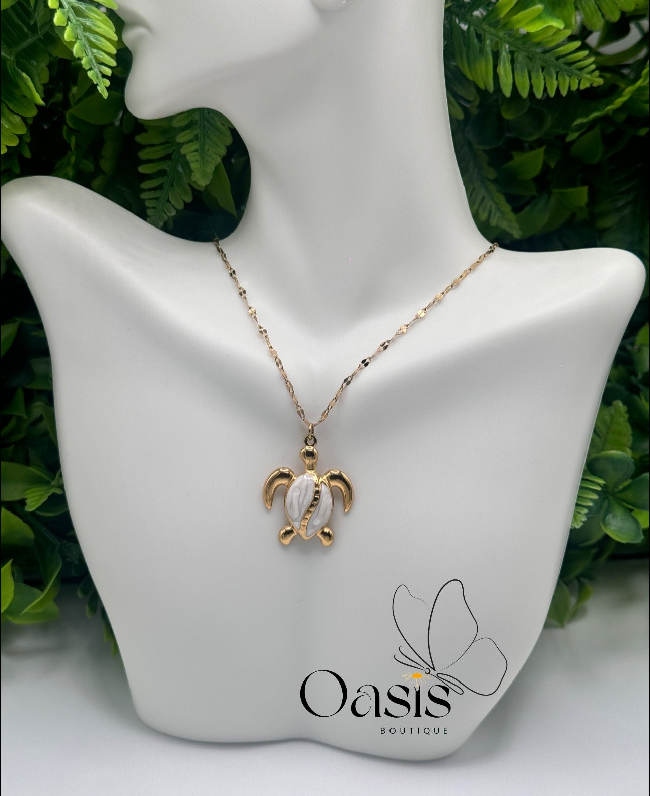 Aqua Pendant Necklace *