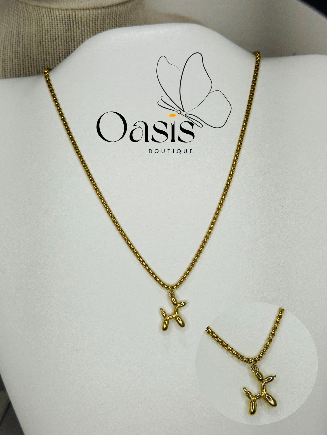 Amira Pendant Necklace