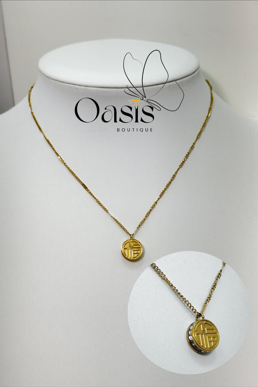 Aylin Pendant Necklace